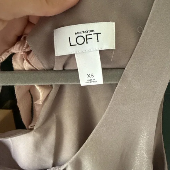 professional hip chick‎ Loft Xs Top Ribbon Tie Back Shimmer Sleeveless Chiffon - Picture 3 of 6